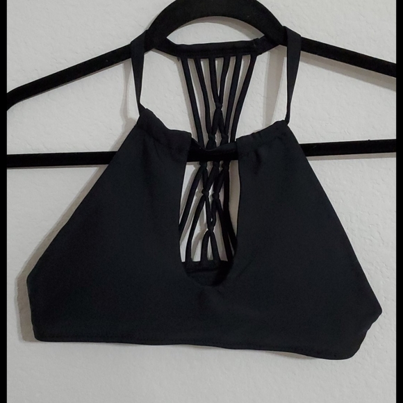 LULUS  Black bikini top w/removable pads Small EUC - Picture 6 of 12